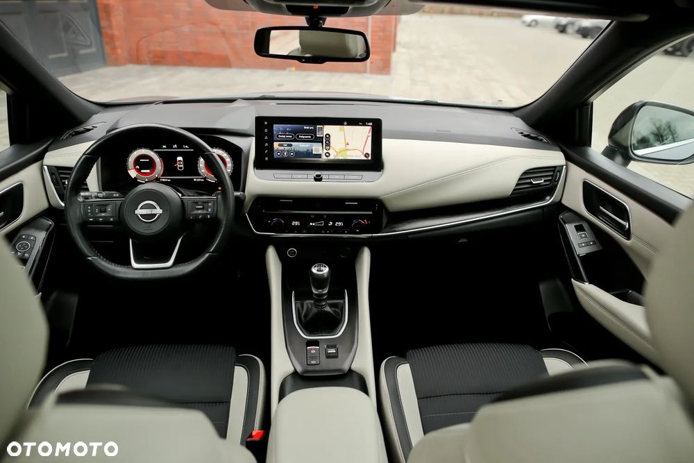 Nissan Qashqai 1.3 DIG-T Tekna+ - 25