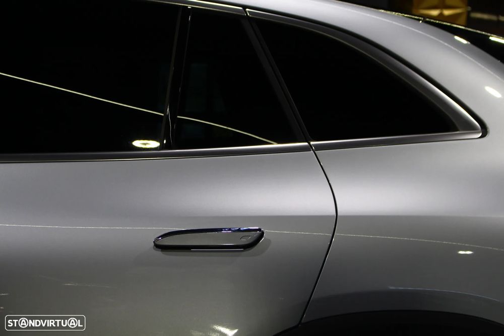 Mercedes-Benz EQE SUV 300 Edition - 16