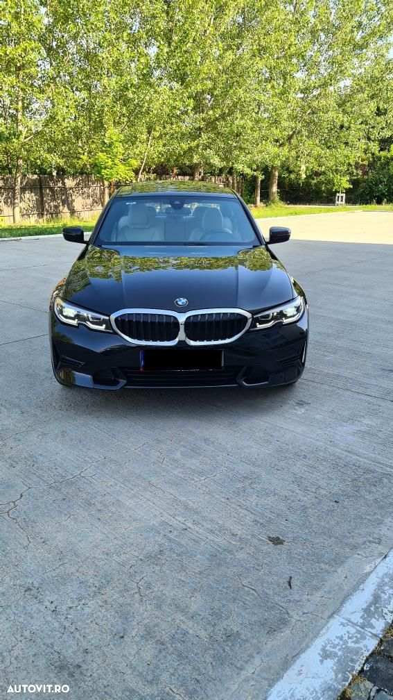BMW Seria 3 330i AT Sport Line - 14