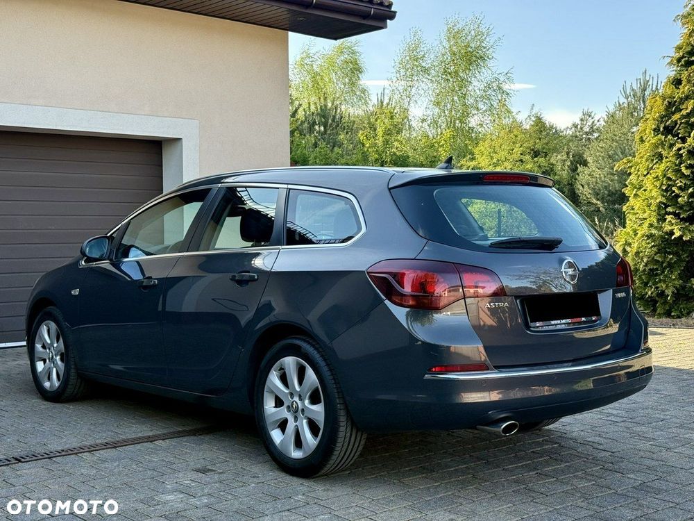 Opel Astra 1.6 ECOTEC DI Turbo ecoFLEX St Exklusiv - 2