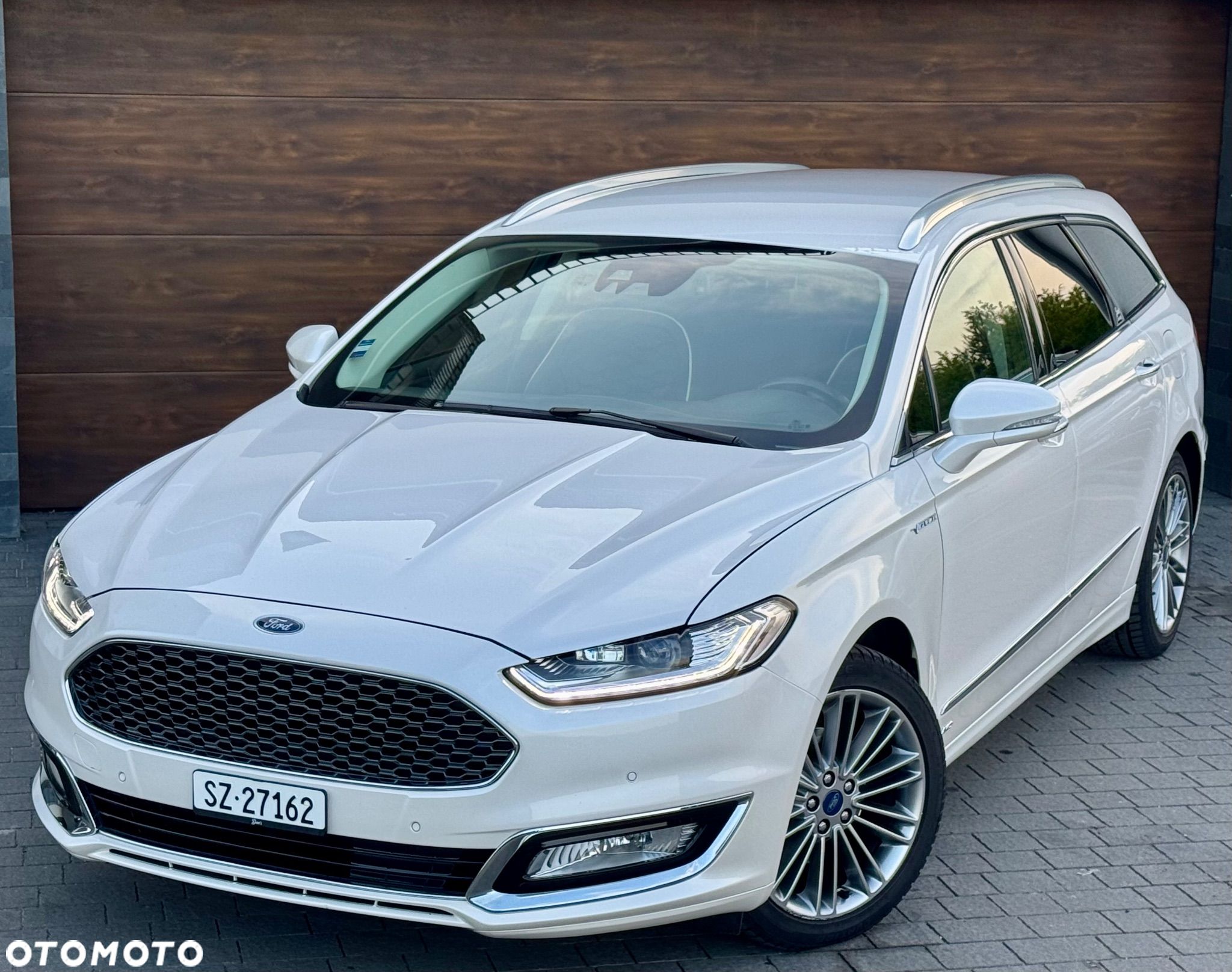 Ford Mondeo Vignale 2.0 TDCi 4WD PowerShift - 1