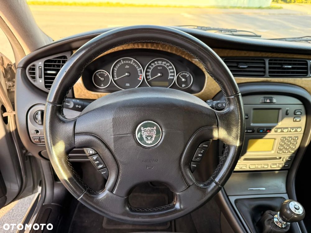 Jaguar X-Type 2.0 D Executive - 9