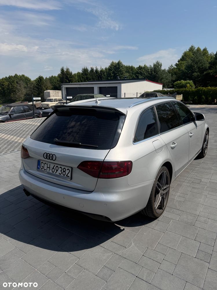 Audi A4 Avant 2.0 TDI - 4