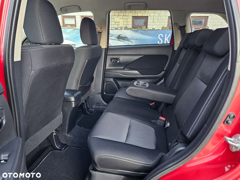 Mitsubishi Outlander 2.0 City Style 2WD - 6