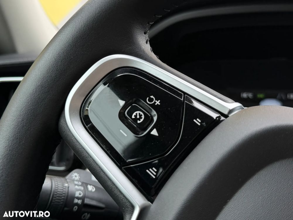 Volvo XC 60 T8 AWD Recharge Geartronic Inscription Expression - 26