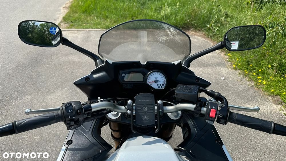 Yamaha FZ8 - 10