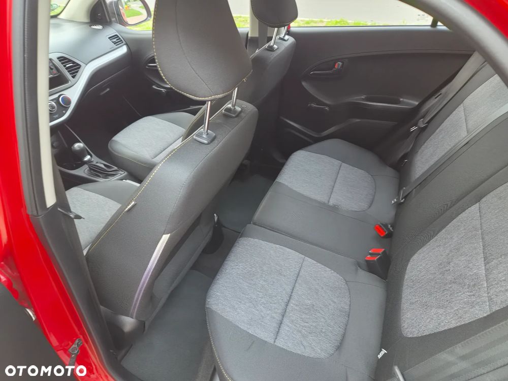 Kia Picanto 1.0 L - 10