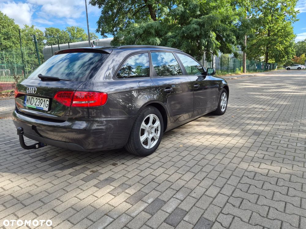 Audi A4 Avant 2011 photo 3