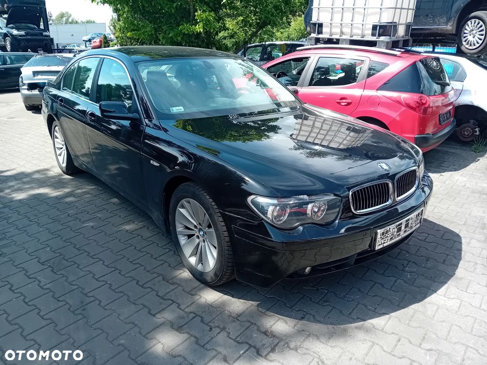*BMW E65 735* Samochód na części - 10