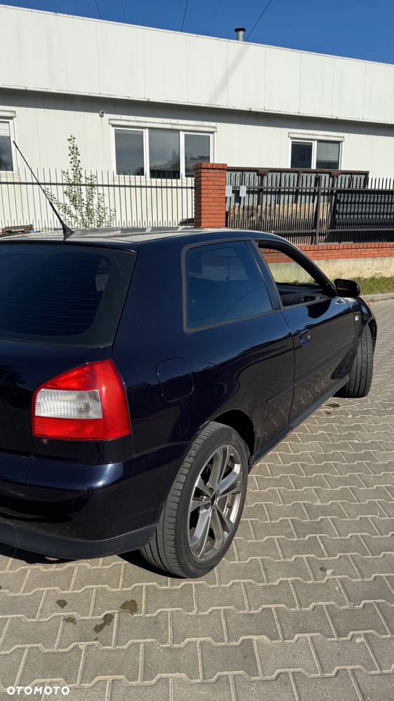 Audi A3 3-drzwiowe 1.8T Quattro Ambiente - 9