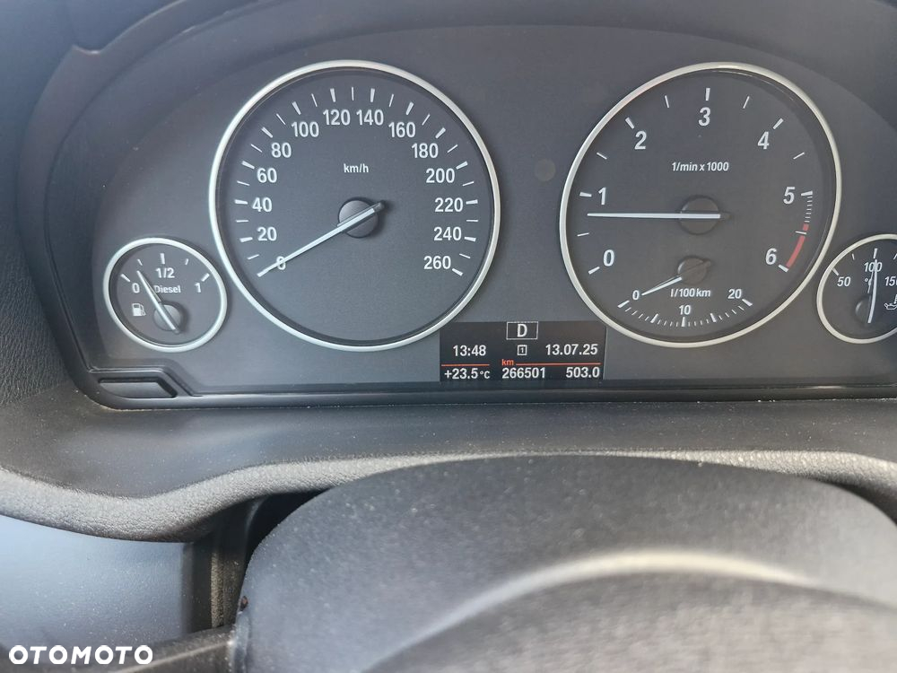 BMW X3 xDrive20d - 36