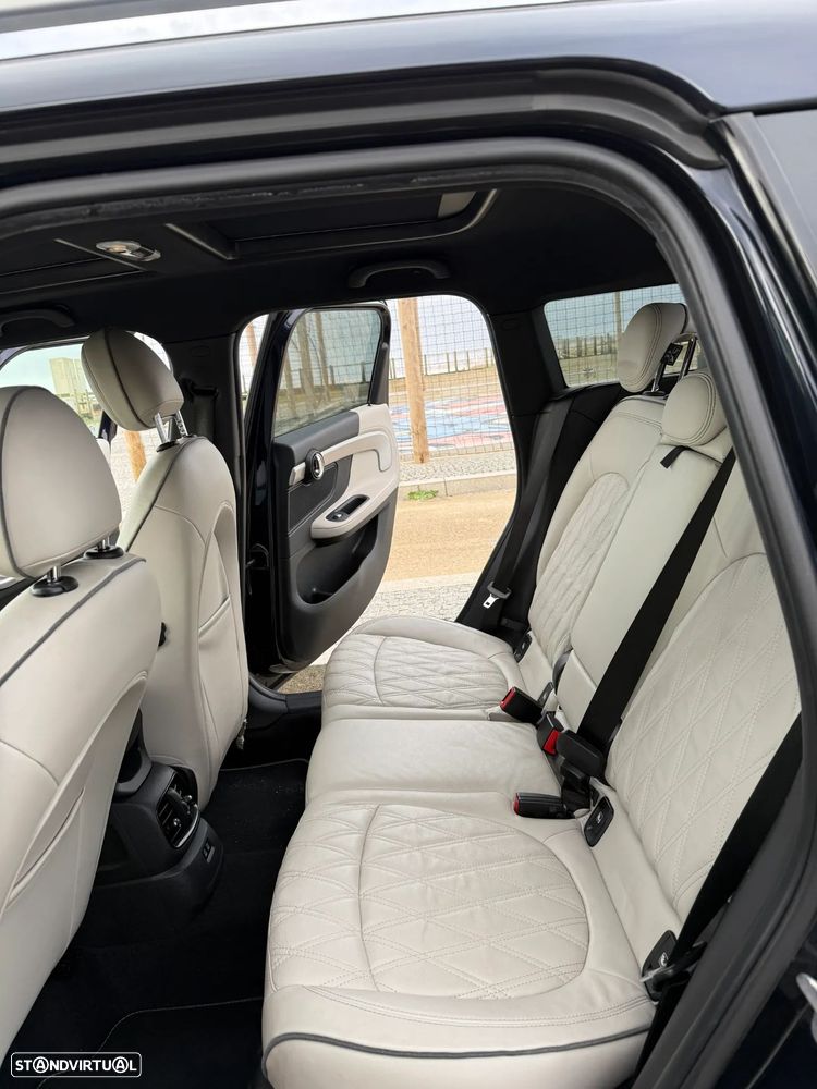 MINI Countryman Cooper SD Sport Edition Auto Desportiva - 14