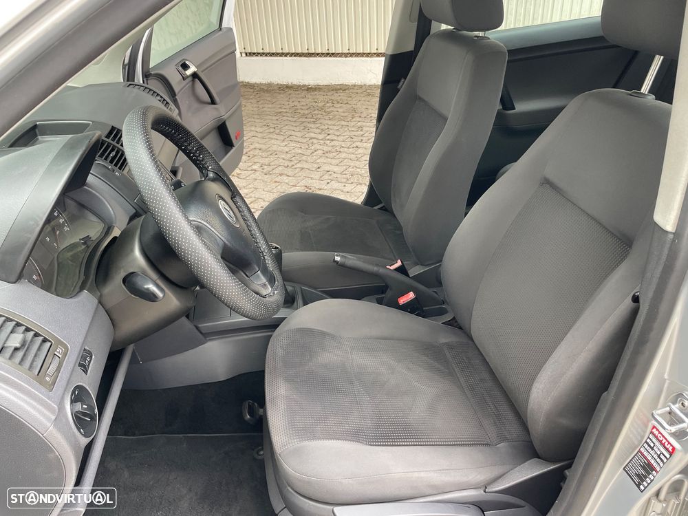 VW Polo 1.2 Confortline - 23