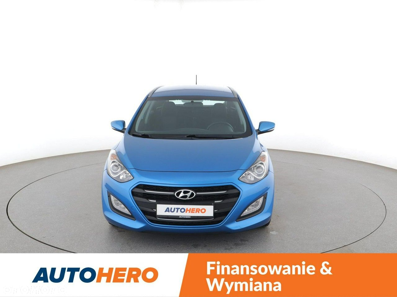 Hyundai i30 blue Kombi 1.4 Trend - 11