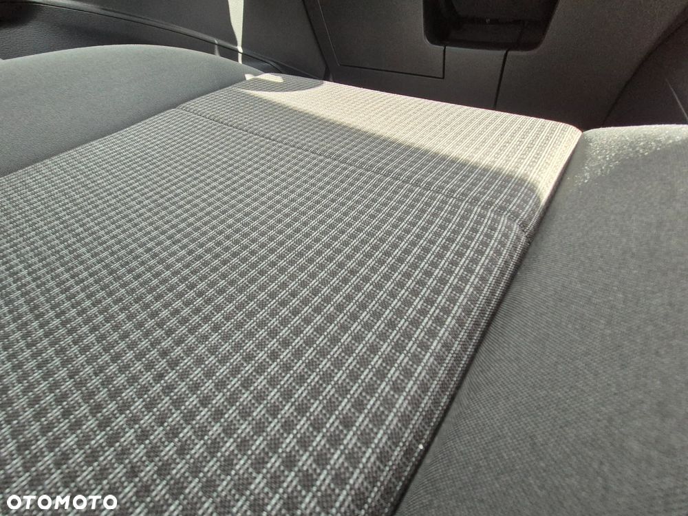 Volkswagen Caddy California - 16