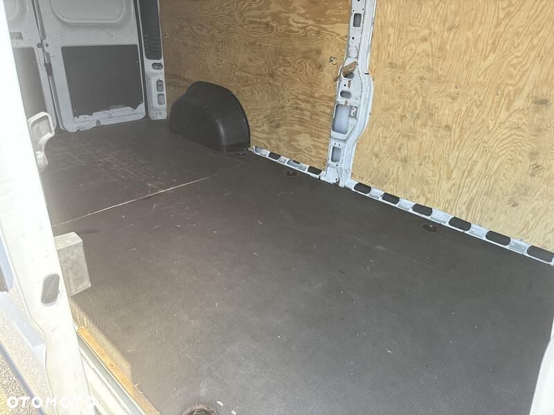 Opel Movano - 17