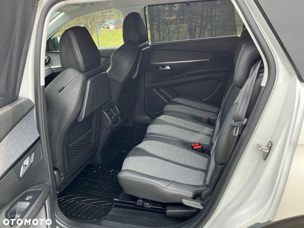 Peugeot 5008 BlueHDi 130 EAT8 Allure - 11