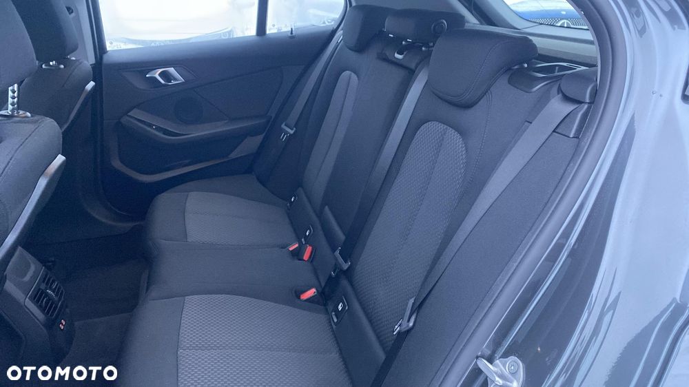 BMW Seria 1 118d - 13