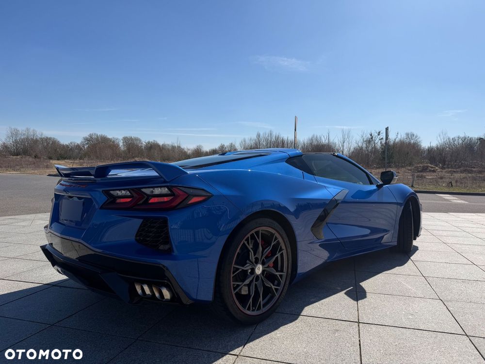 Chevrolet Corvette - 10