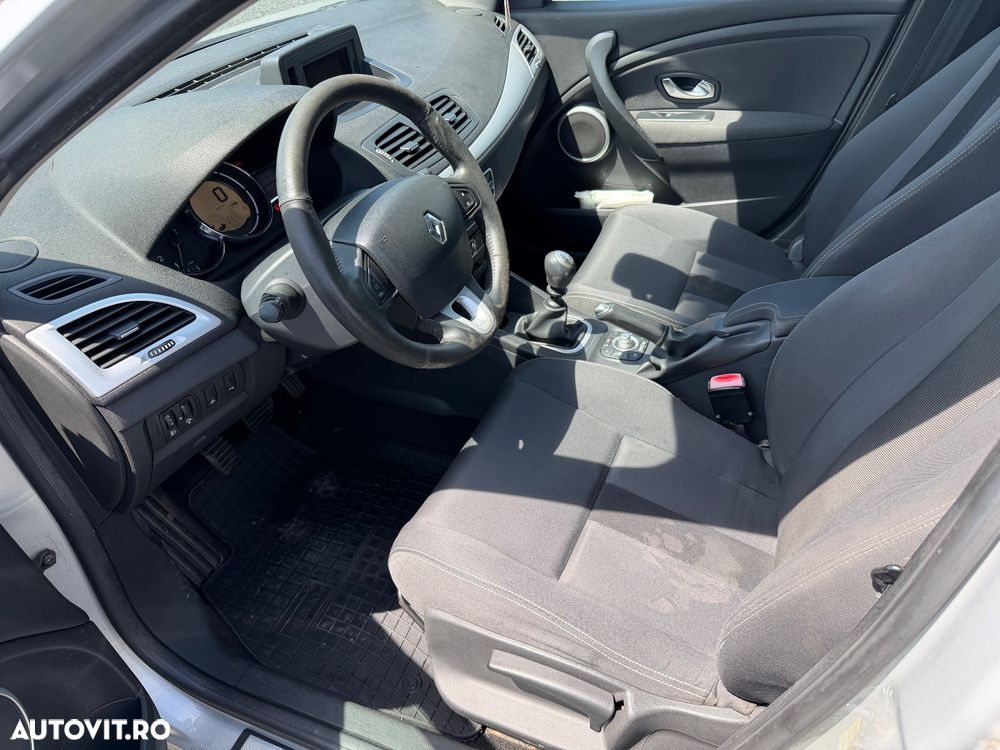 Renault Megane dCi 130 FAP Dynamique - 4