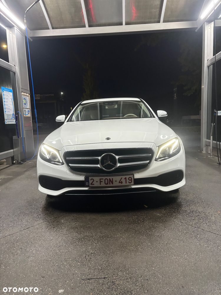 Mercedes-Benz Klasa E 250 9G-TRONIC - 1