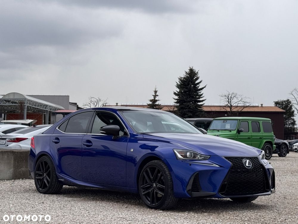 Lexus IS - 2