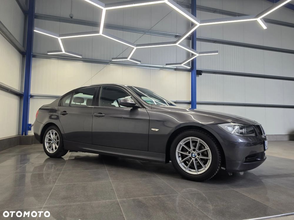 BMW Seria 3 318i Edition Lifestyle - 9