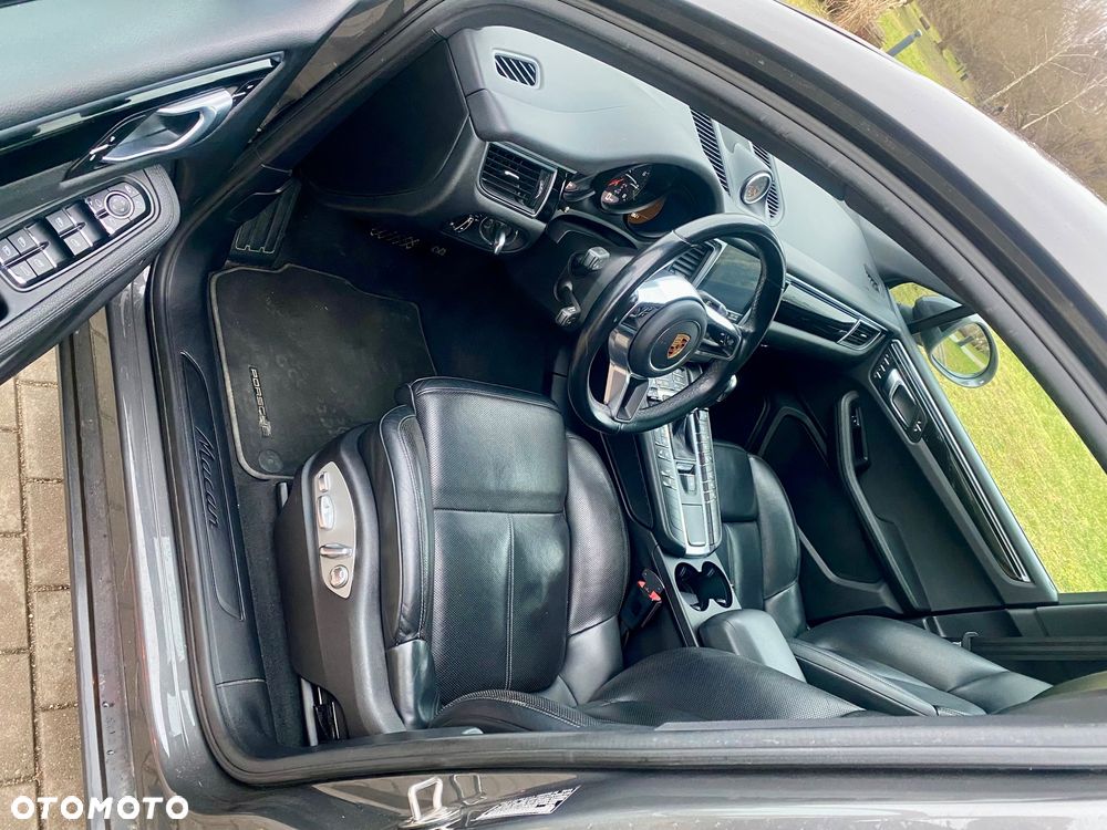 Porsche Macan Standard - 11