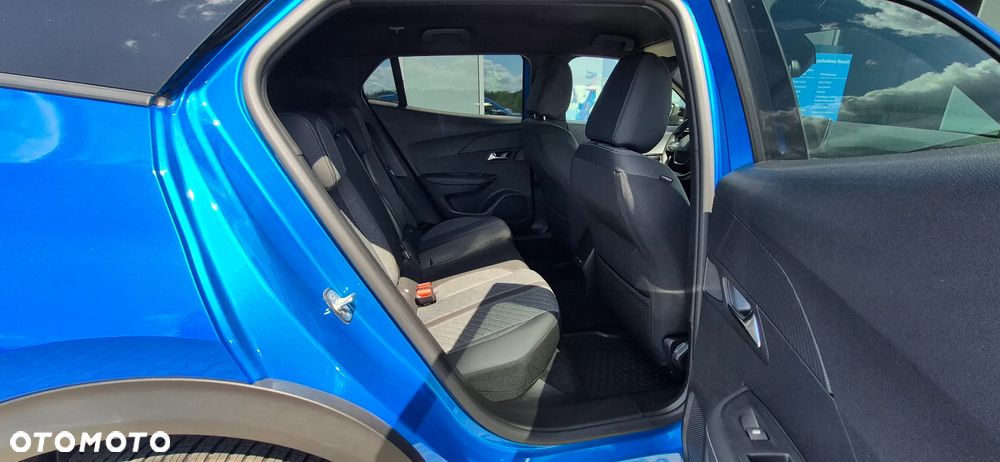 Peugeot 2008 PureTech 130 Allure S&S EAT8 - 30