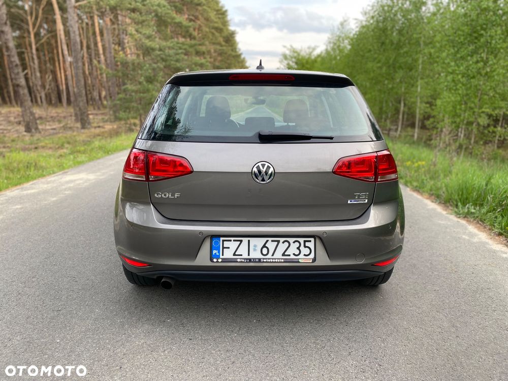 Volkswagen Golf 1.2 TSI BMT Start - 4