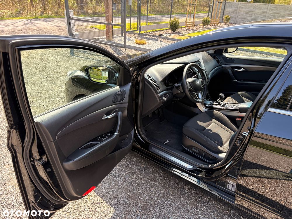 Hyundai i40 2.0 Premium - 14