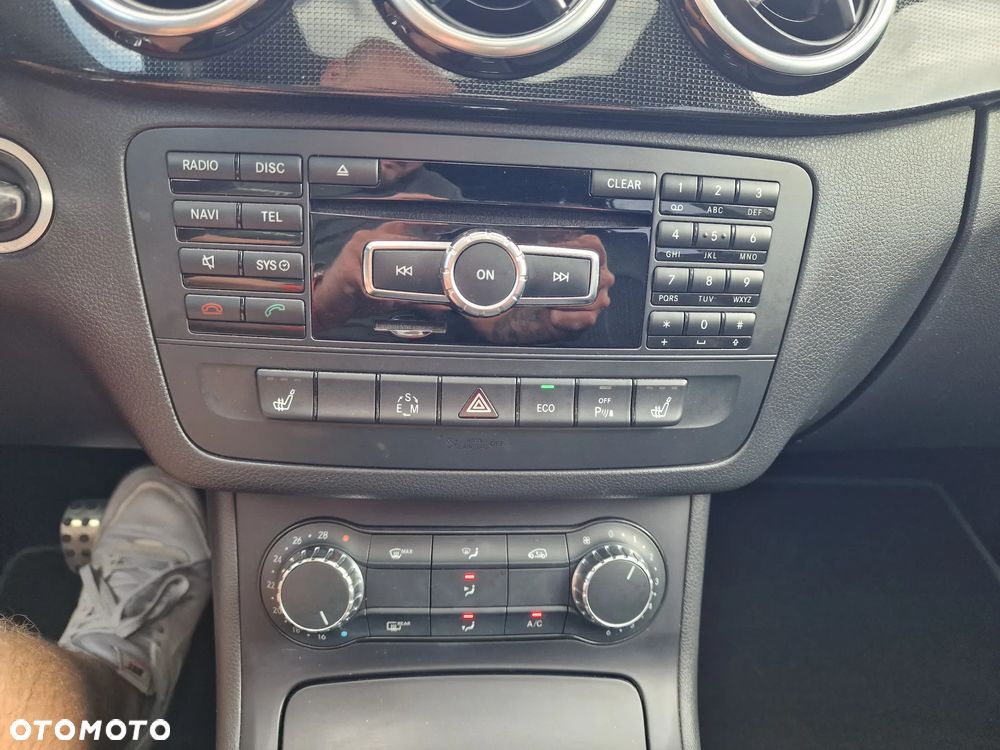 Mercedes-Benz Klasa B 200 CDI (BlueEFFICIENCY) 7G-DCT - 28