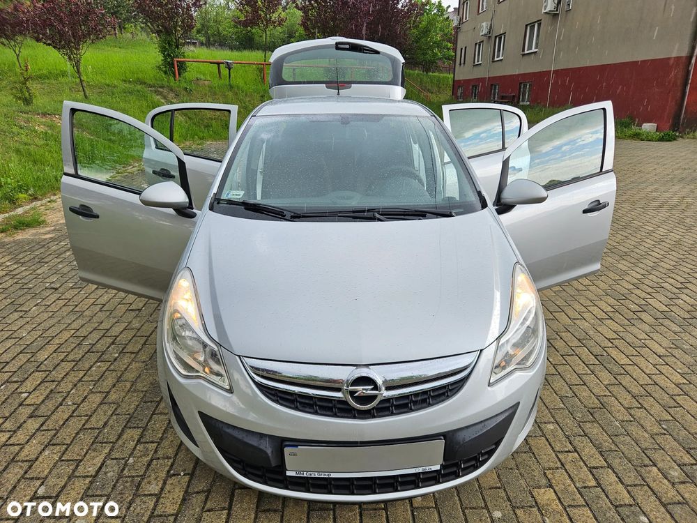 Opel Corsa 1.2 16V Essentia - 33