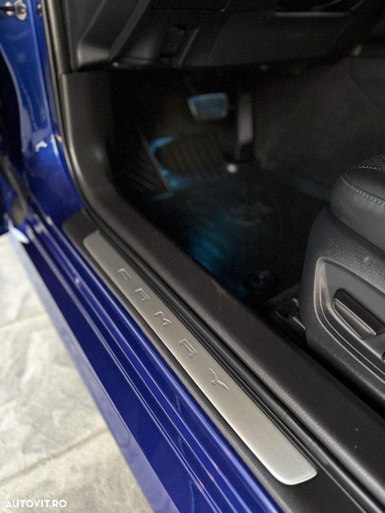 Toyota Camry 2.5 Hybrid Exclusive - 22