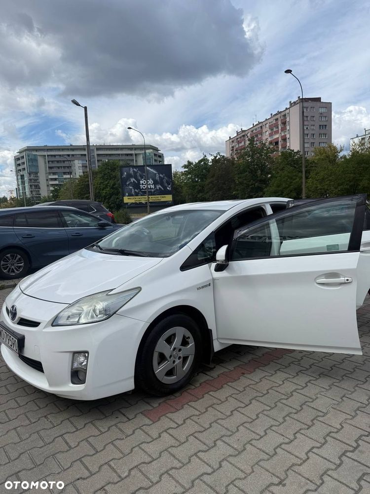 Toyota Prius - 22