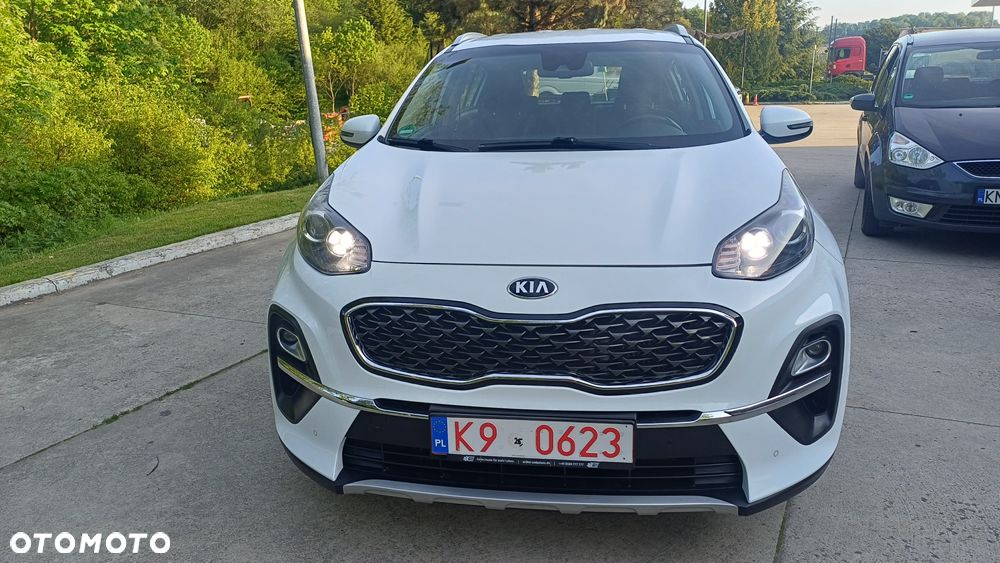 Kia Sportage 1.6 CRDI AWD Eco-Dynamics+ (48V M-H) DCT PLATINUM - 3