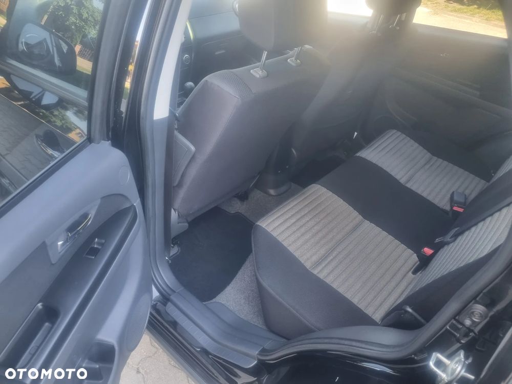 Suzuki SX4 1.6 Comfort - 11