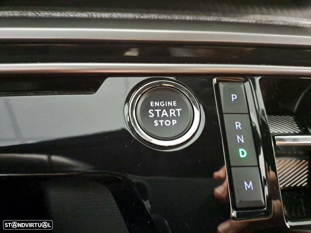 Peugeot 5008 1.2 Hybrid Allure e-DCS6 - 17