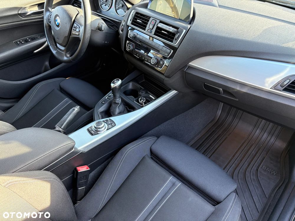 BMW Seria 1 116d EfficientDynamics Edition - 11