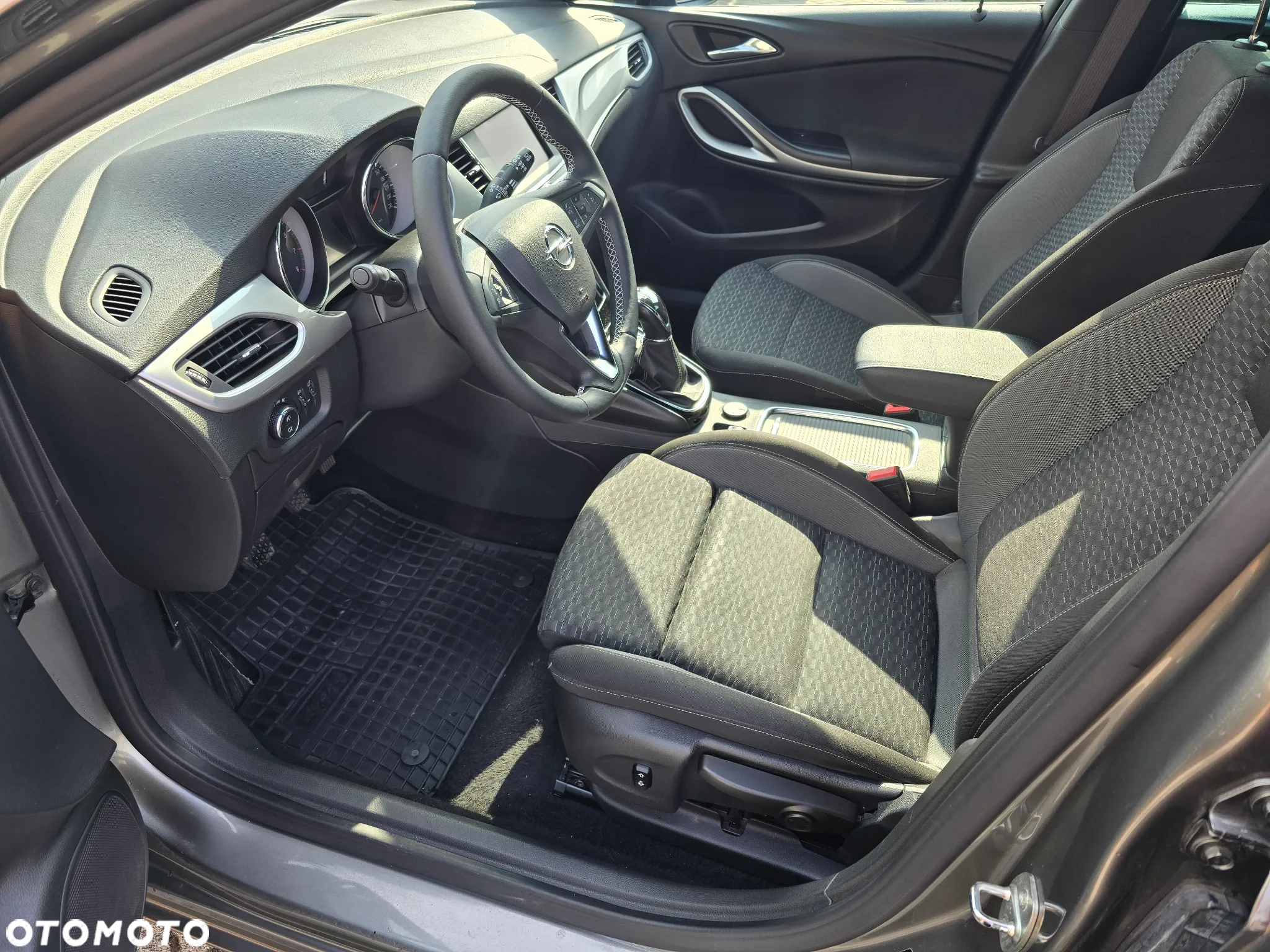 Opel Astra V 1.2 T GS Line S&S - 7