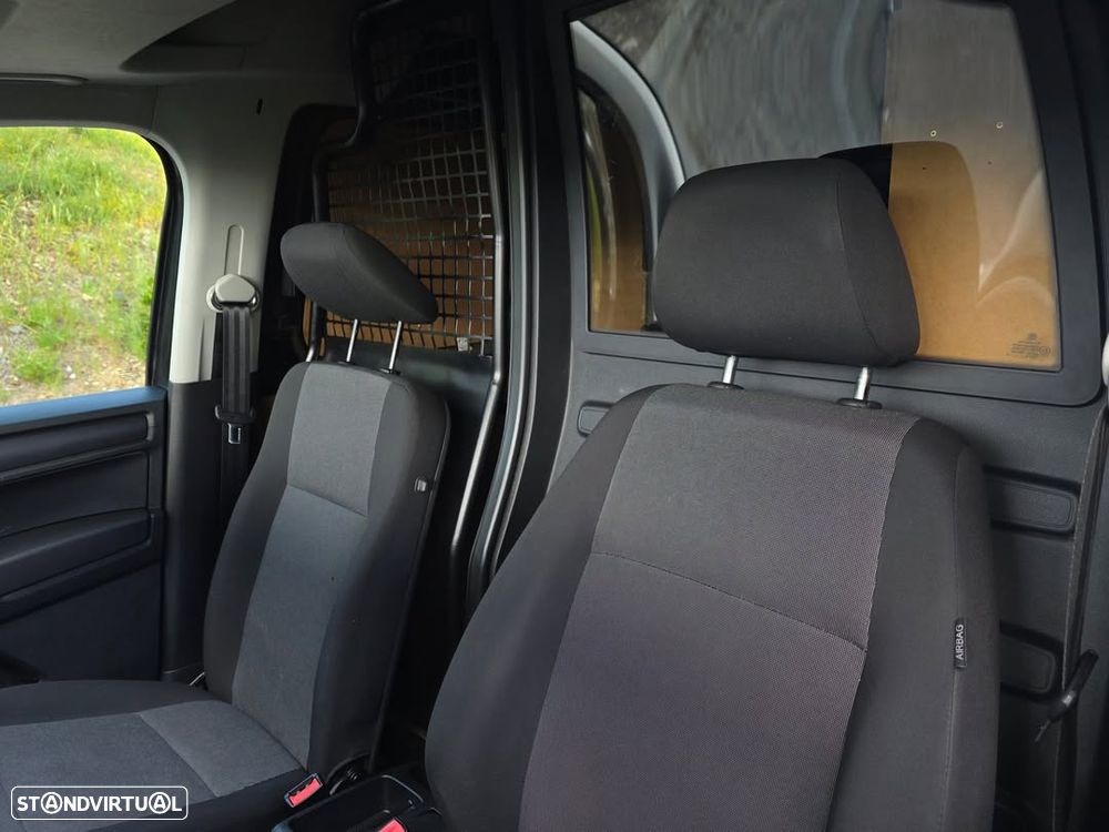 VW Caddy 2.0Tdi DSG Longa - 6