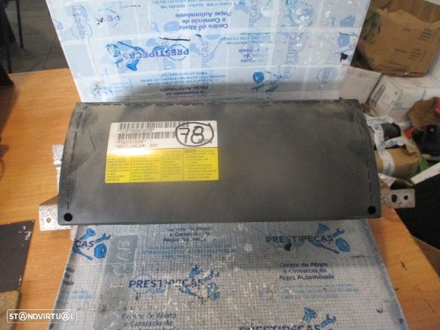 Kit Airbags  P5GR10ZJ8AI  P55315103AF  P5JS061X9AE   5JS061TRMAE   30352716E  P04606999AA   JEEP CHEROKEE KJ 2006 2.8D 165CV 5P DOURADO SEM TABLIER - 5