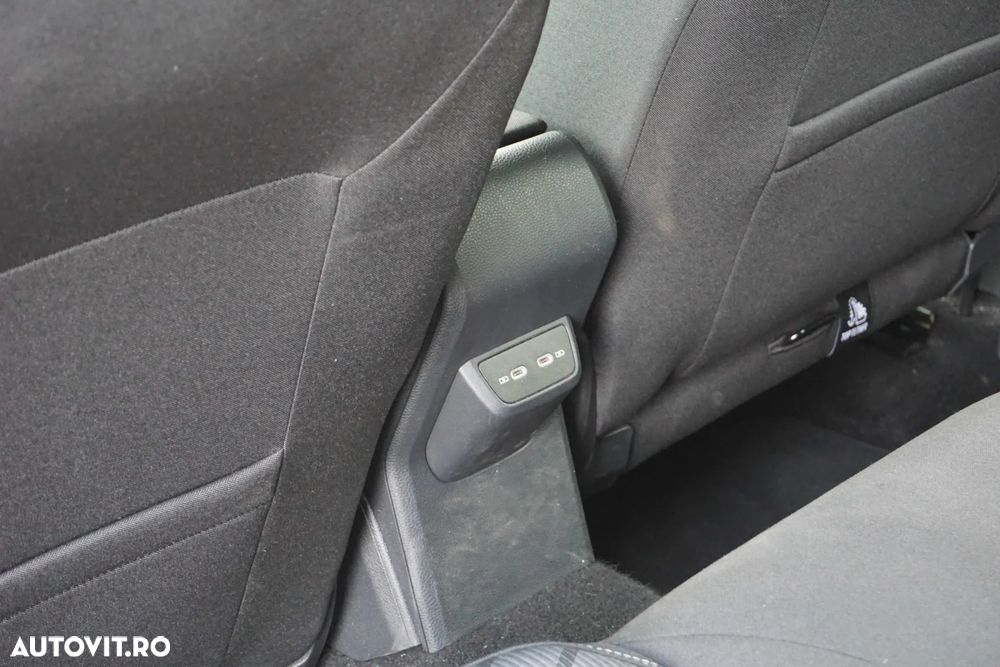 Volkswagen Taigo 1.5 TSI OPF DSG R-Line - 27