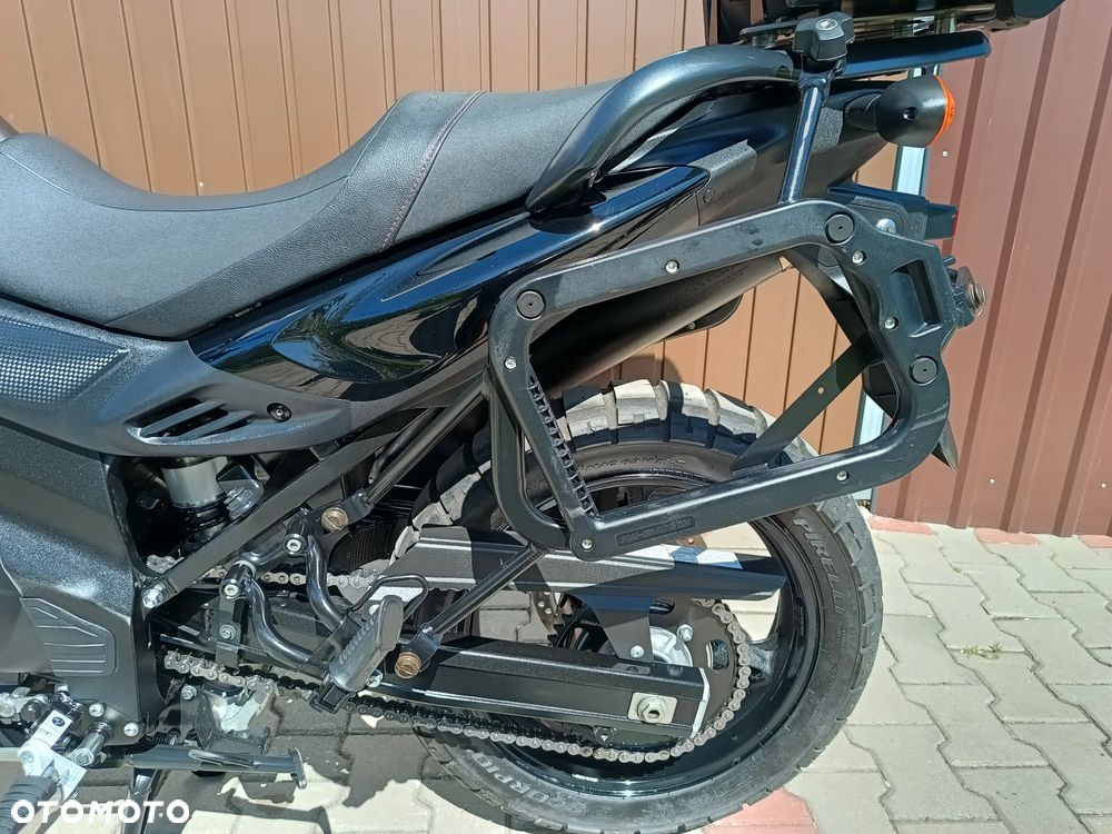 Suzuki V-STROM - 29