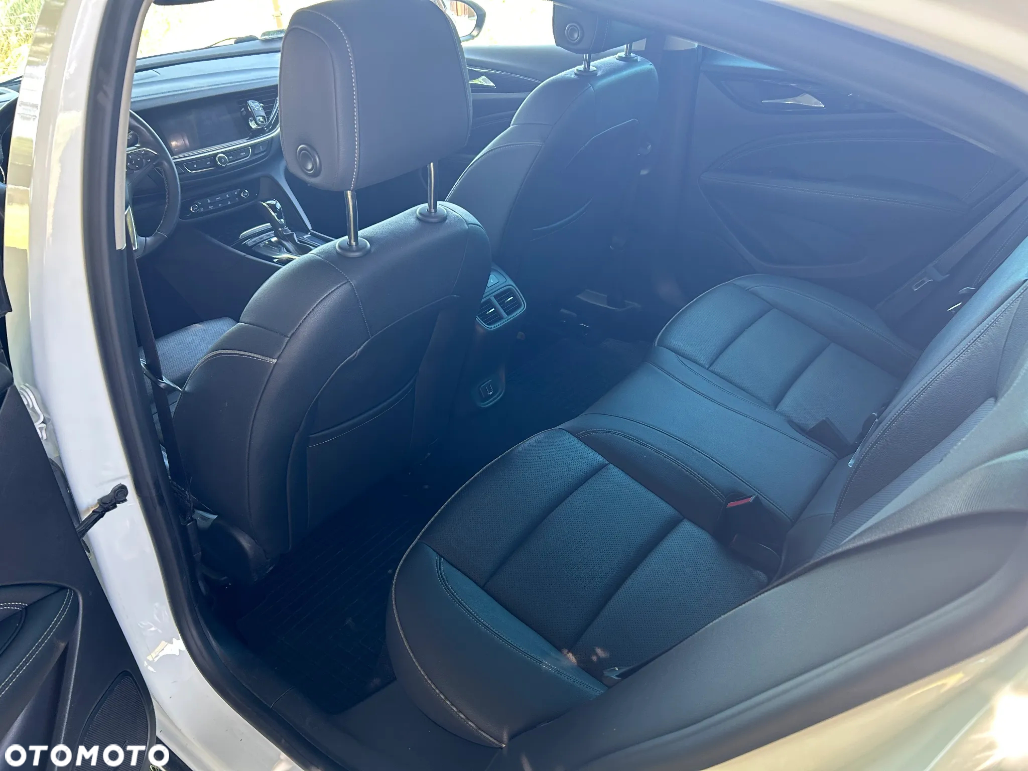 Opel Insignia 2.0 CDTI Innovation S&S - 12