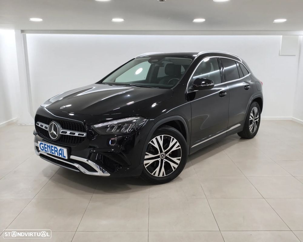Mercedes-Benz GLA 200 Progressive - 1