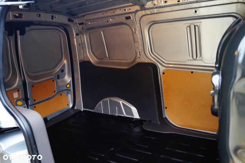 Ford Transit Connect - 32