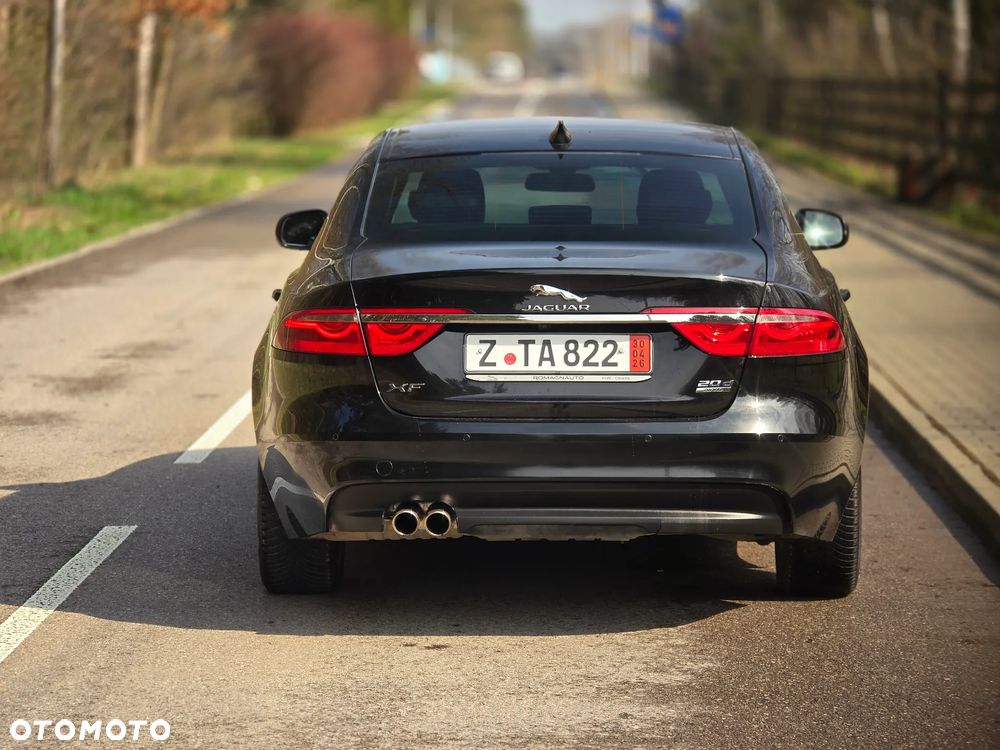 Jaguar XF 20d AWD Prestige - 16