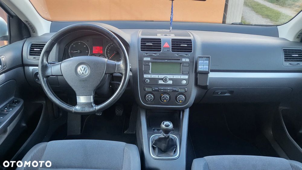 Volkswagen Golf 1.9 TDI DPF Sportline - 6