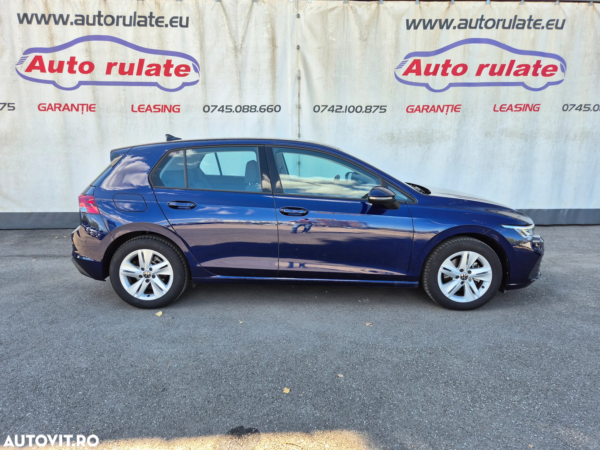 Volkswagen Golf 1.0 eTSI DSG MHEV Life - 6